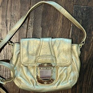 Michaels Kors crossbody bag